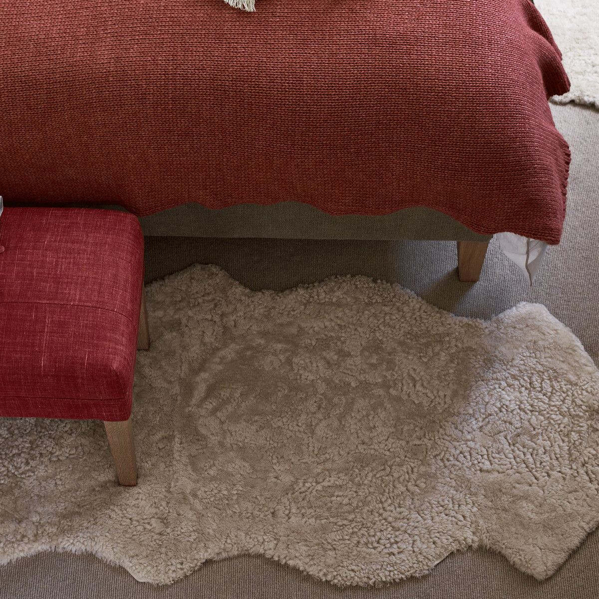  Dobbelt Saueskinn | New Zealand | Kort ull | 170x60 cm Lysebrun