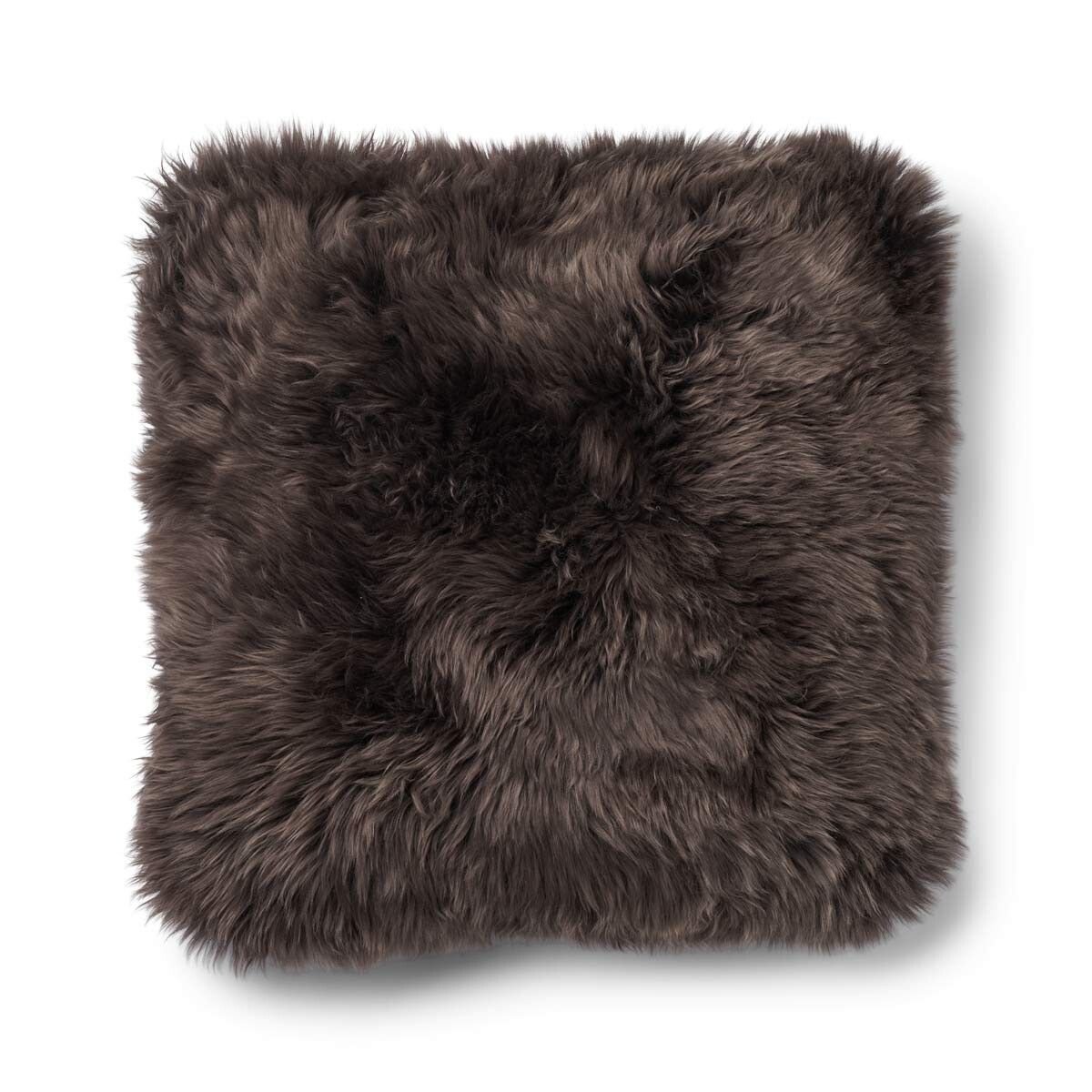 Classic Collection | Ullpute | Langhåret | 52x52 cm | 34x52 cm Brun / Valnøttbrun