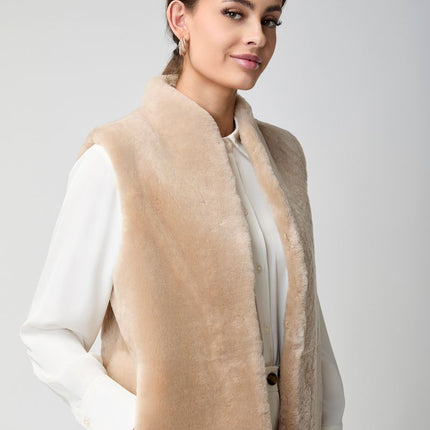 Carmen Vest Kamel