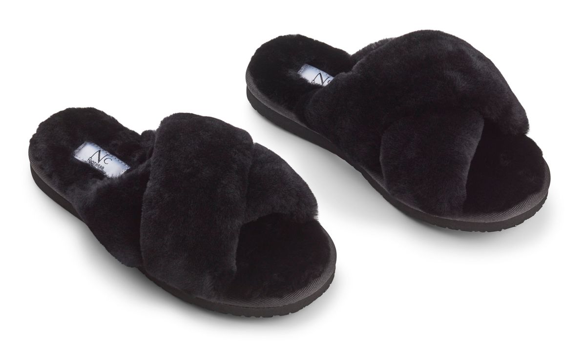 Slipper cross