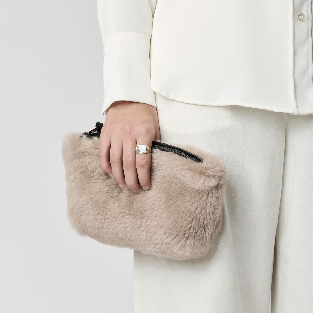 Nelly clutch Beige