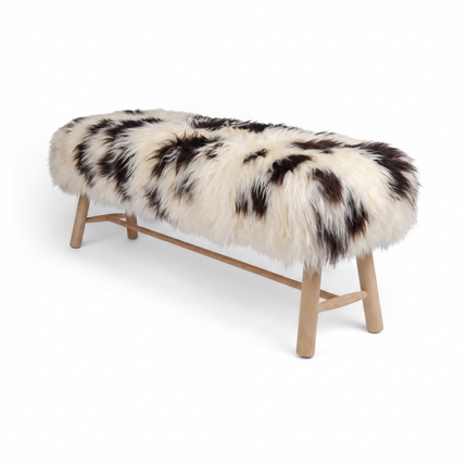 Benk med Islandsk Saueskinn | 140x35x45 cm Flekkete