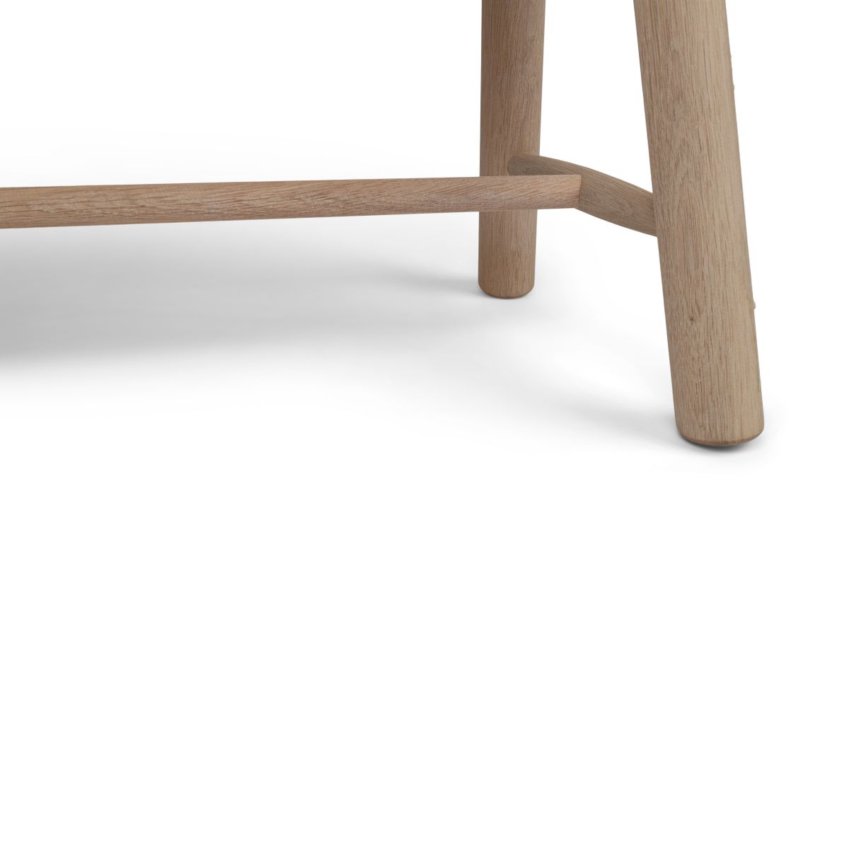 Benk | Koskinn | 140x35x45 cm Brun / Hvit