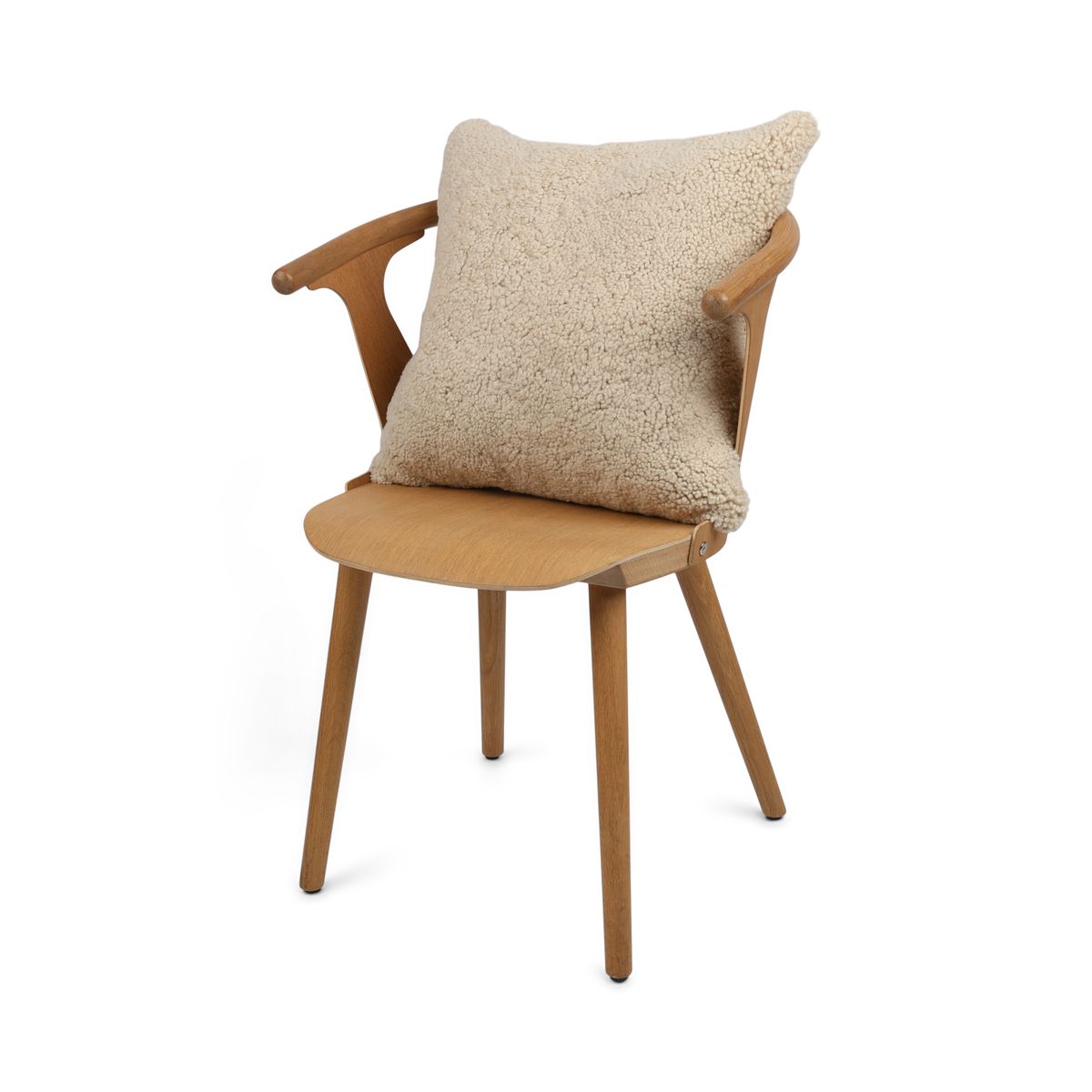 Saueskinnpute | Korthåret | New Zealand | 50x50 cm Beige