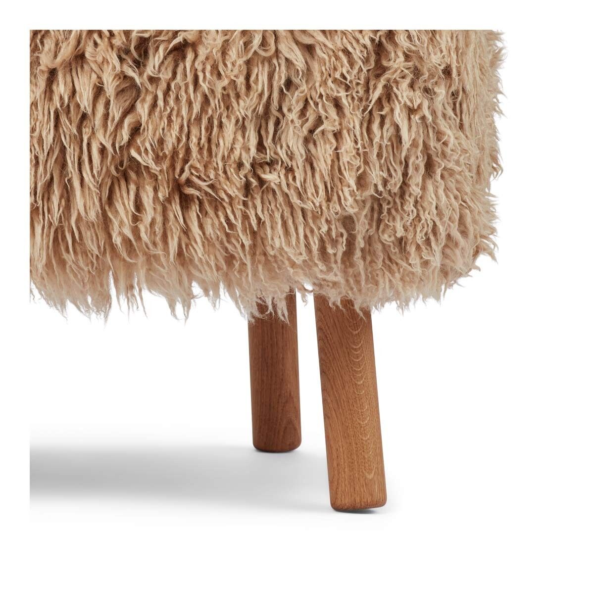 Emily Lounge Chair | Langhåret Honning