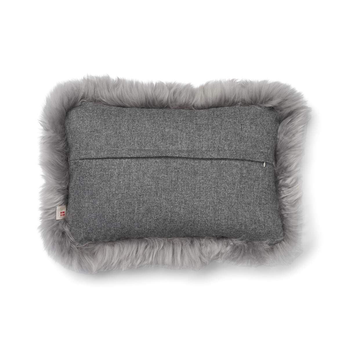 Classic Collection | Ullpute | Langhåret | Dobbeltsidig | 52x52 cm | 34x52 cm Grå / Lysegrå