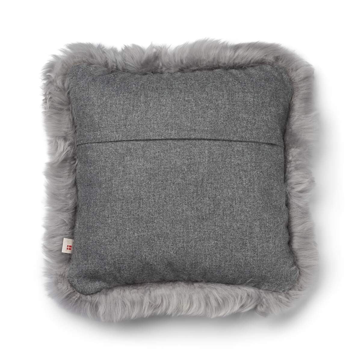 Classic Collection | Ullpute | Langhåret | Dobbeltsidig | 52x52 cm | 34x52 cm Grå / Lysegrå