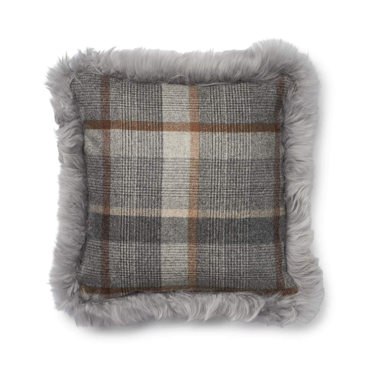 Checked Collection | Ullpute | Langhåret | Dobbeltsidig | 52x52 cm | 34x52 cm