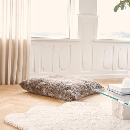 Maxi Float pute | Korthåret | New Zealand | Dobbeltsidig | 90x90 cm Koksgrå