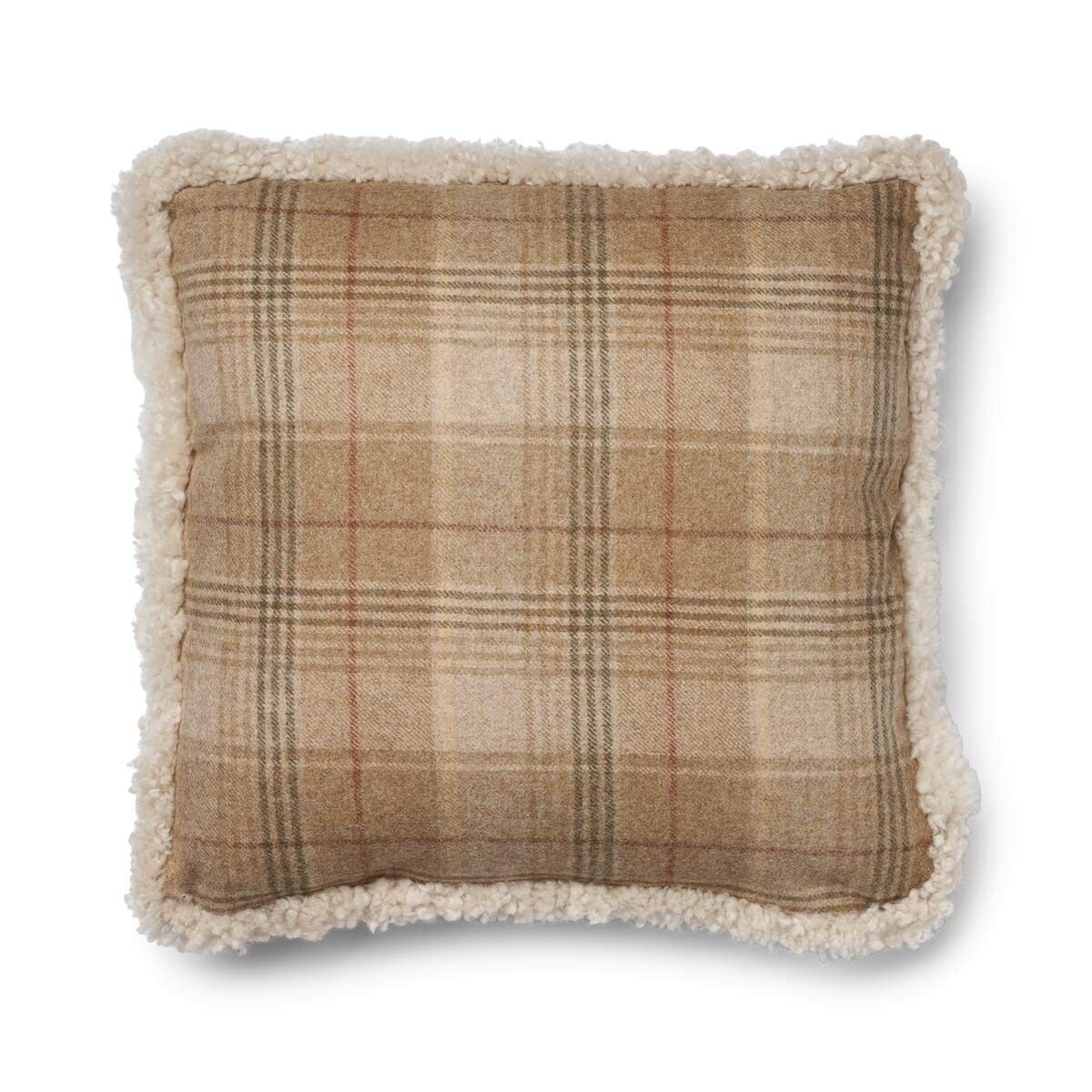 Checked Collection | Ullpute | Korthåret | Dobbeltsidig | 52x52 cm | 34x52 cm