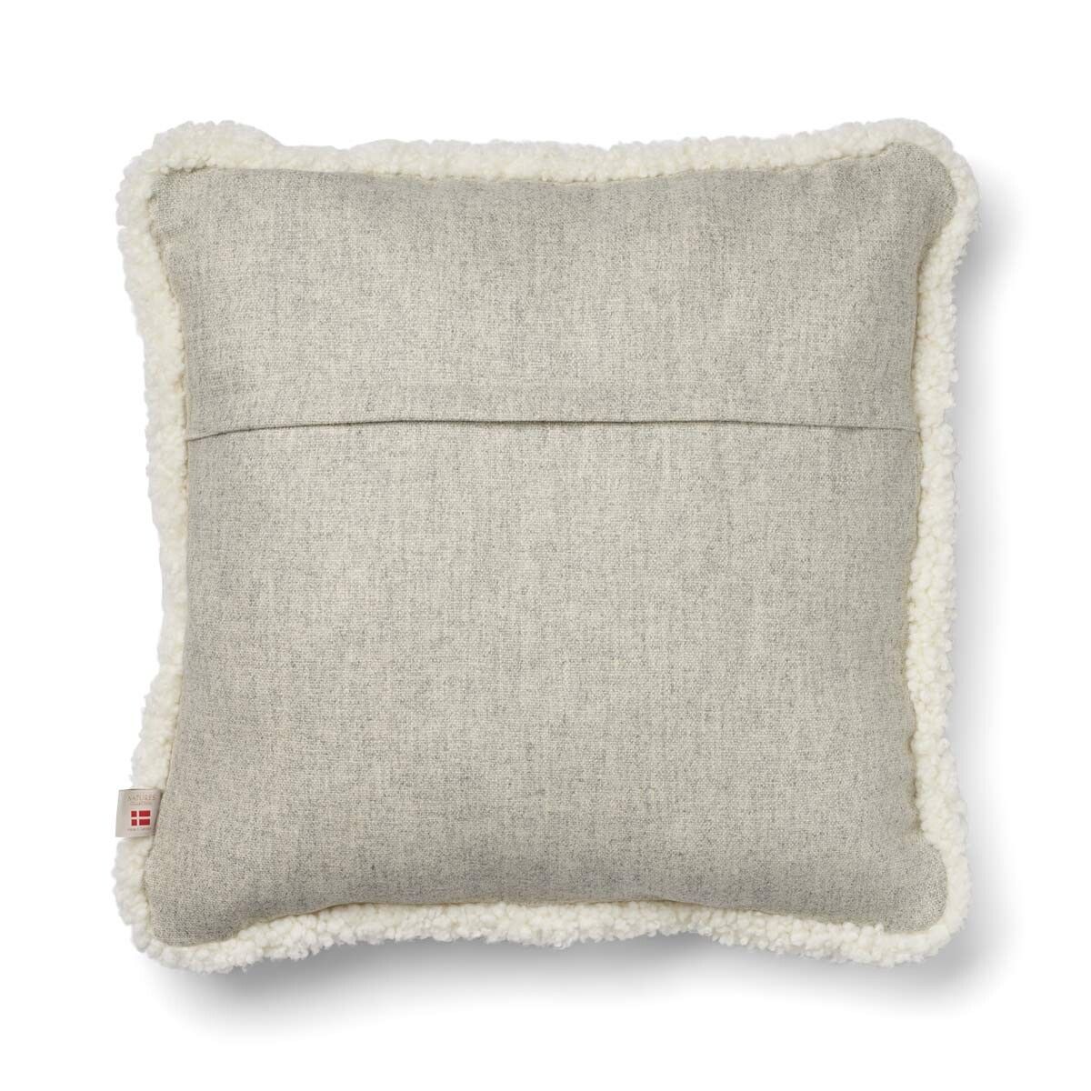 Classic Collection | Ullpute | Korthåret | Dobbeltsidig | 52x52 cm | 34x52 cm Sølv / Hvit