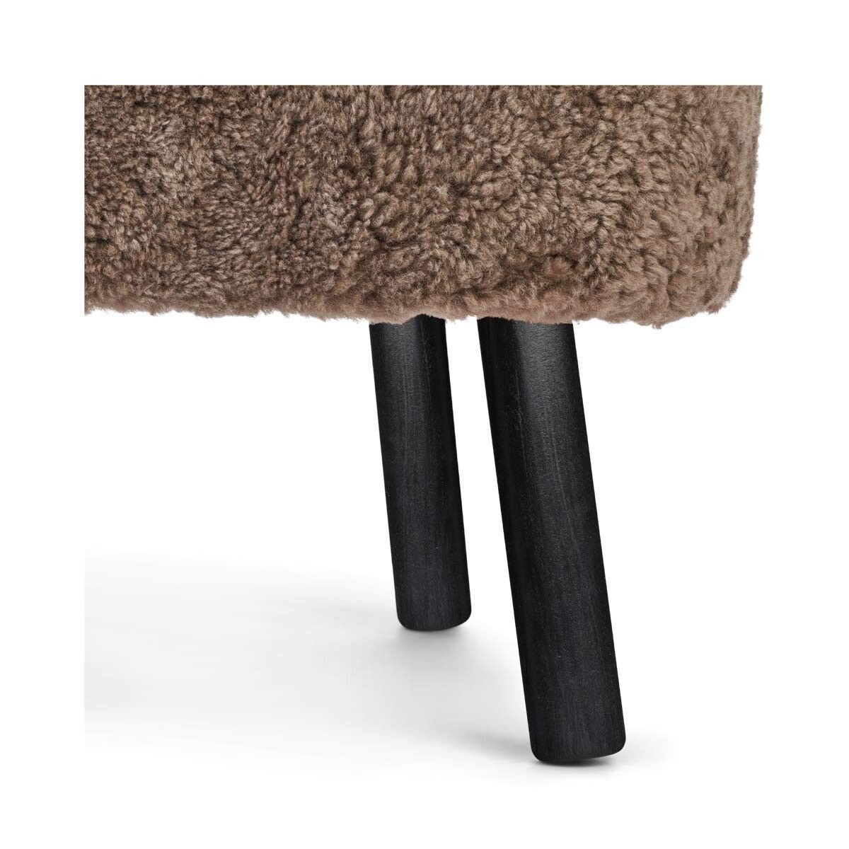 Emil Lounge Chair | Korthåret Lysebrun