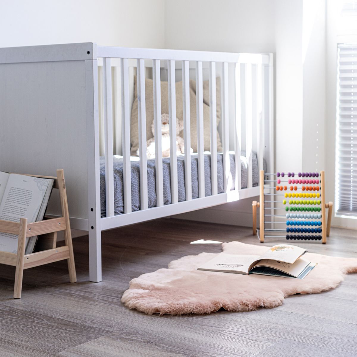 Baby saueskinn | kort ull | New Zealand | 95 cm Lys Rosa