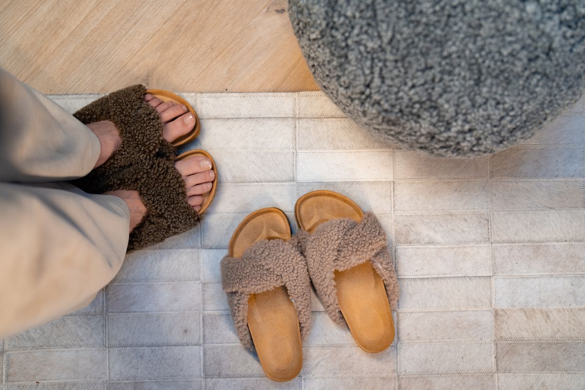 Lilly Cross slipper Teddy Brun