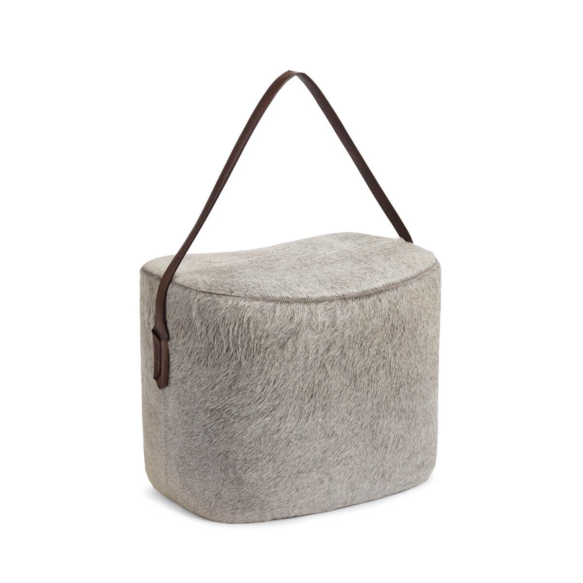 Puff m/håndtak | Kalveskinn | 45x35x38 cm