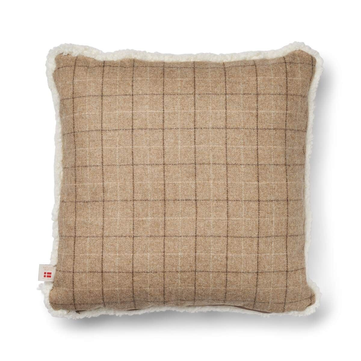 Checked Collection | Ullpute | Korthåret | 52x52 cm | 34x52 cm