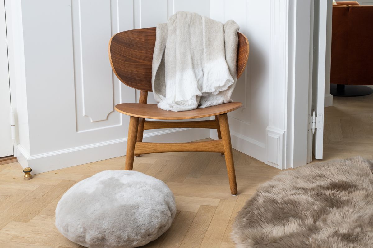 Saueskinnpute | Fløyel | Mokkasin | Dobbeltsidig | Ø45 cm & Ø62 cm Grå Sand