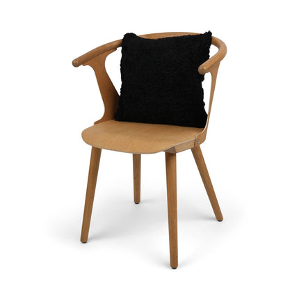 Saueskinnpute | Korthåret | New Zealand | 40x40 cm Svart